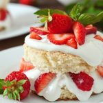 Strawberry Vanilla Mini Cake